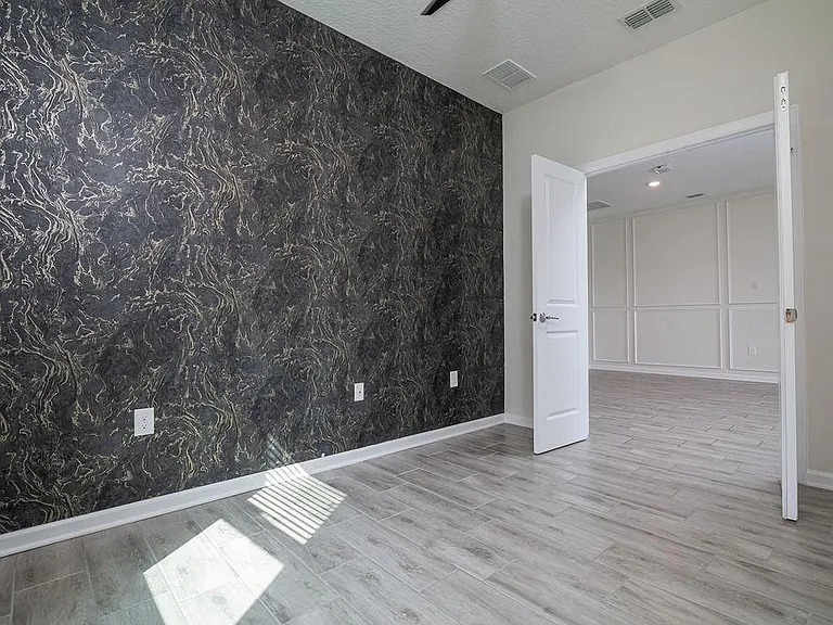 16432 Glassy Loch Loop — Photo 4