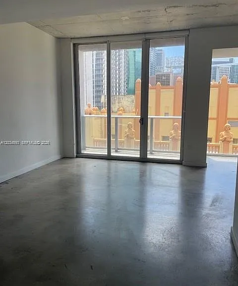 151 SE 1st St #1503 — Photo 7