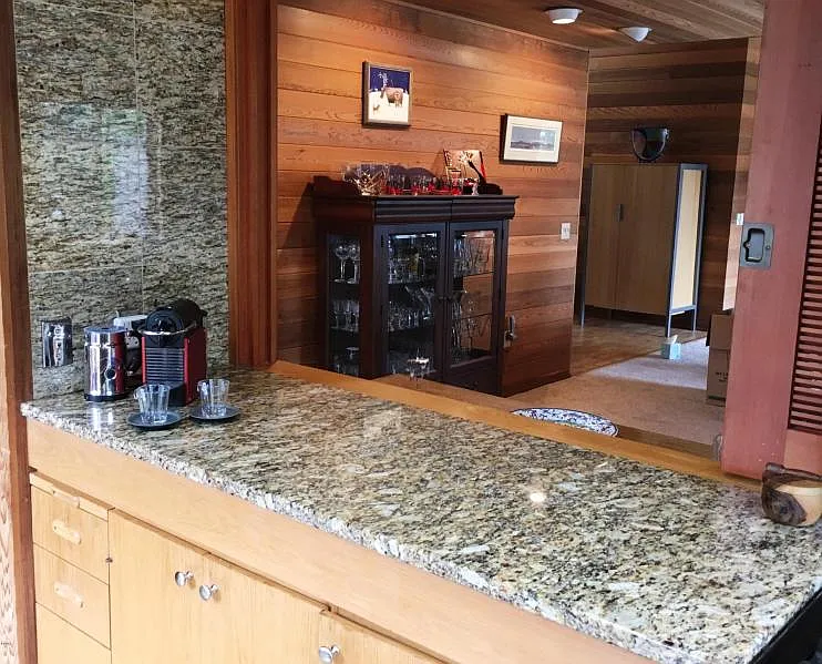 519 Oceanview Ln photo 1