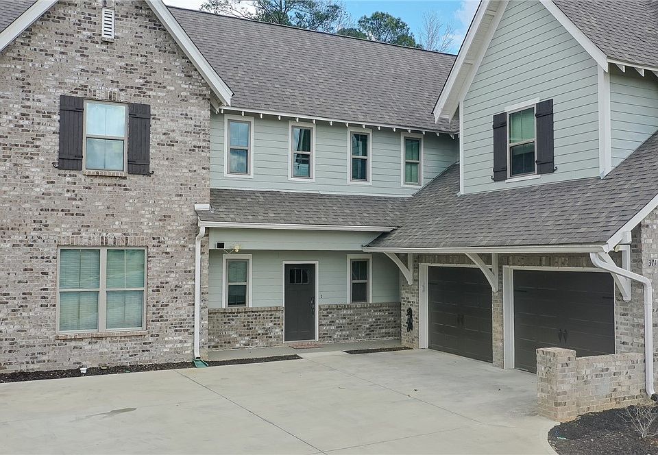 1st image of 371 Barksdale Ln
