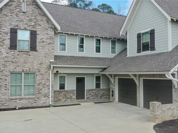 371 Barksdale Ln, Auburn, AL 36832