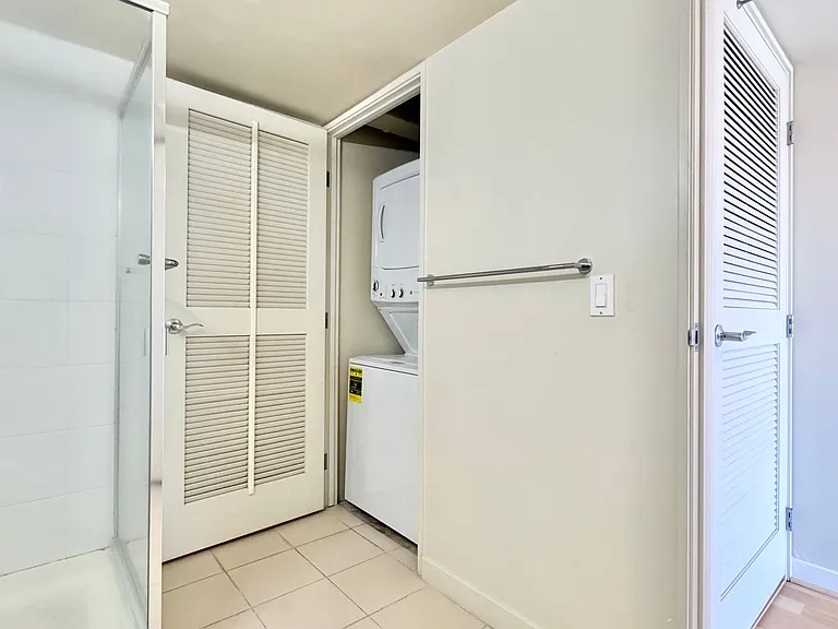 1296 Kapiolani Blvd #1002 — Photo 25