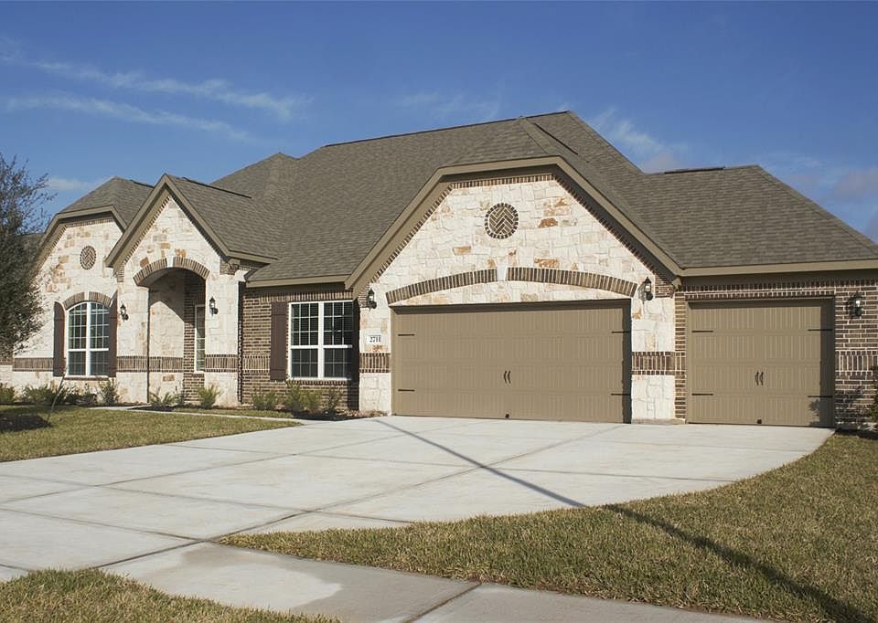 1st image of 2711 Emerald Pines Ln