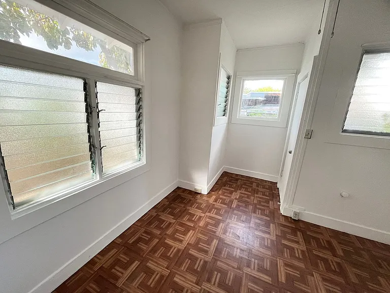 1003 3rd Ave — Photo 24