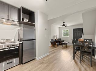 Experience Stylish Urban Living in the heart of Summerhill's Modern Chic Two-Bedroom Apartment, Atlanta, GA 30315