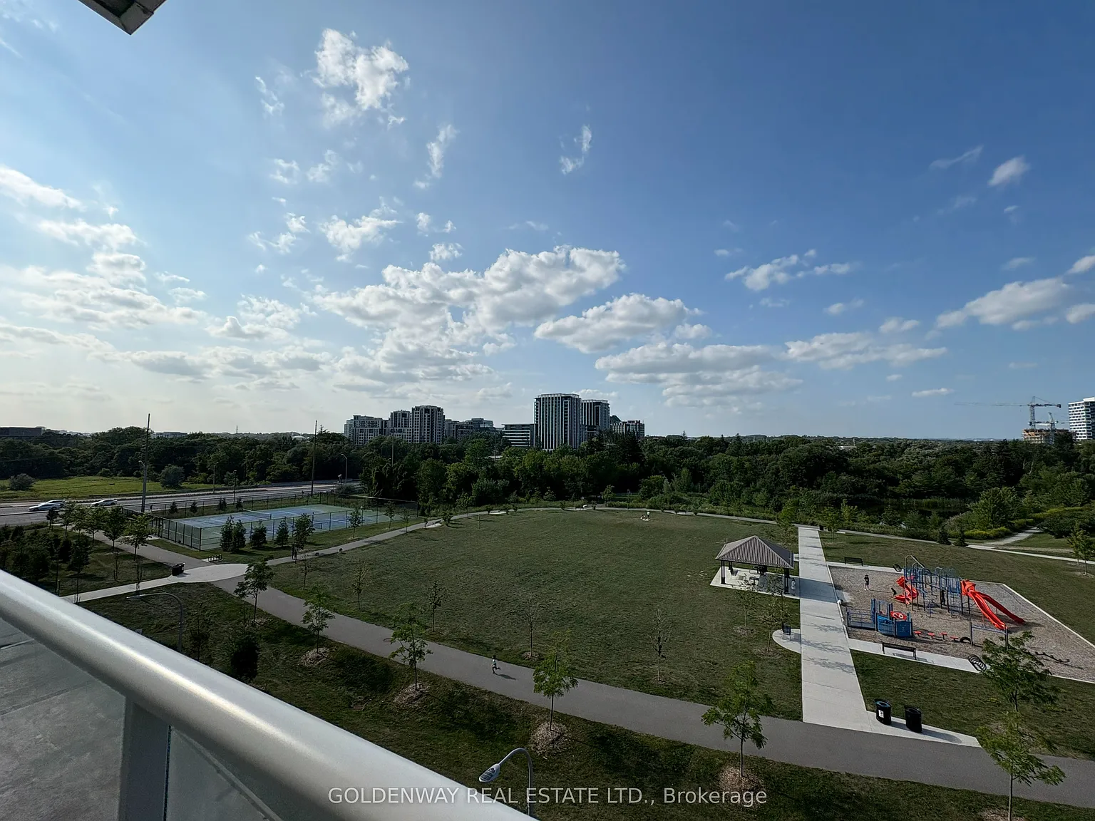 2 bed, $2,600 — Photo 2