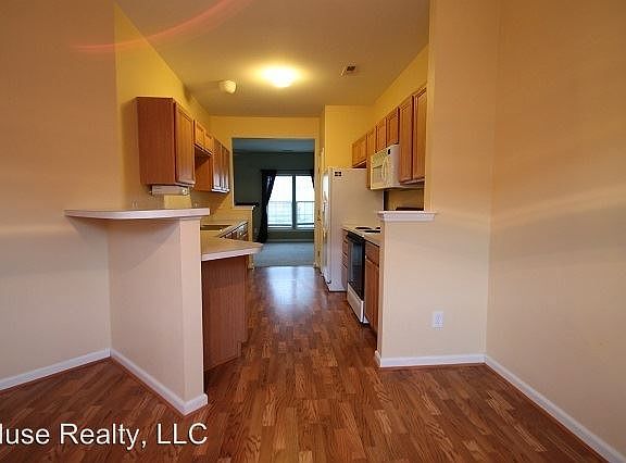 3rd image of 708 Atherton Way
