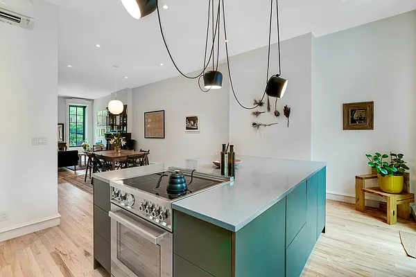 Rented by Compass | media 6