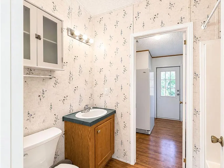 33 Cherrywood Ct — Photo 8