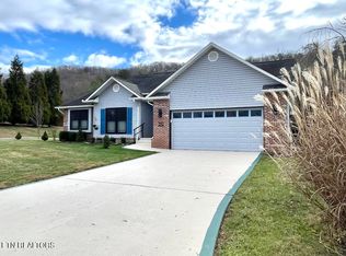 219 Hermitage Blvd, Oak Ridge, TN 37830