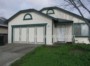 2325 Lemur St, Santa Rosa, CA 95401