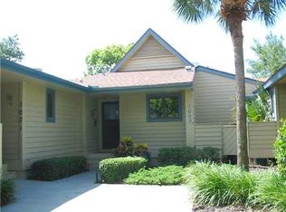 1003 Caravel Ct, Tarpon Springs, FL 34689