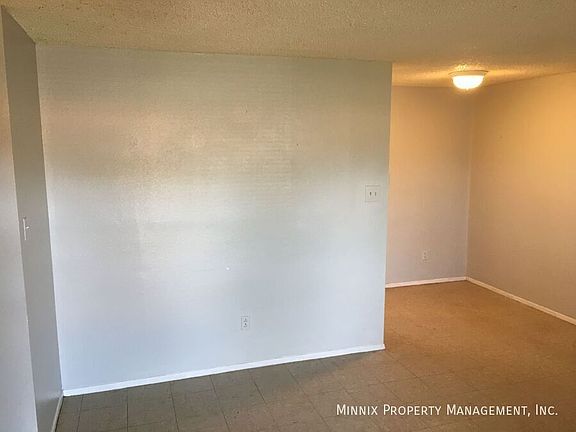 4th image of 624 S Crosby St