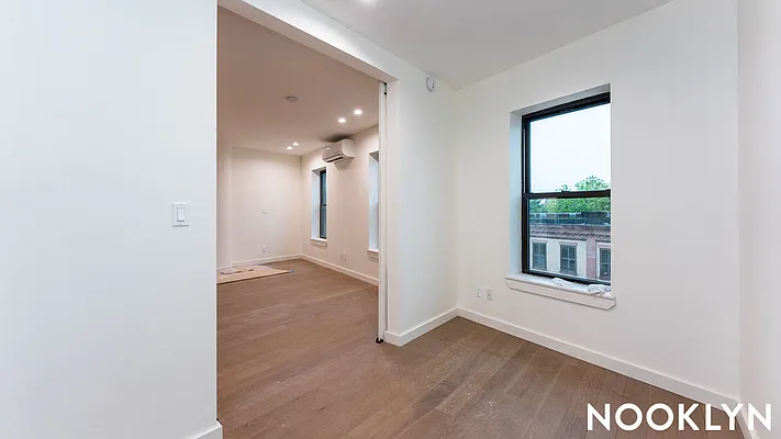 Rented by Nooklyn NYC LLC | media 37