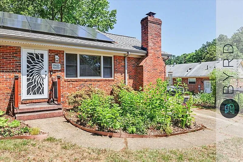 3 bed, 2.5 bath, 1503 sqft, $2,149 — Photo 4