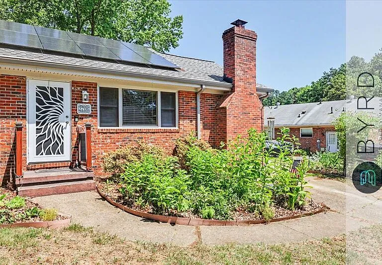 3708 Grandel Dr — Photo 4