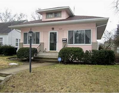 1st image of 324 Parkovash Ave