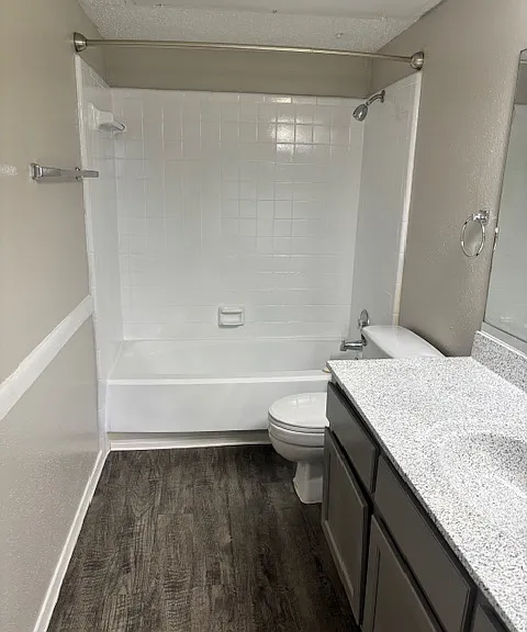 Langham Creek Apartments — Photo 4