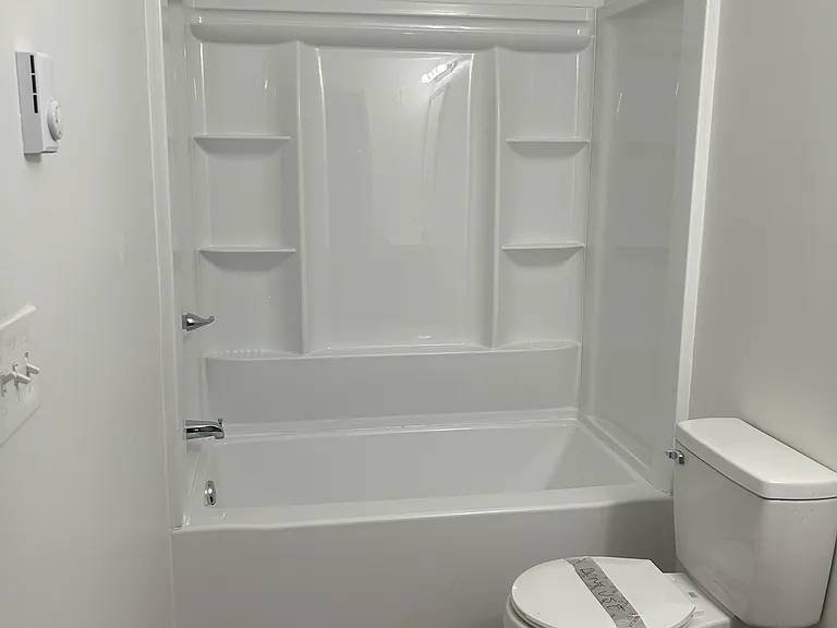 346 Madison Ave #3 — Photo 1