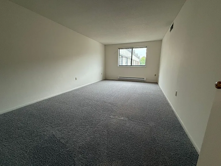 Wingra West Apartments — Photo 59