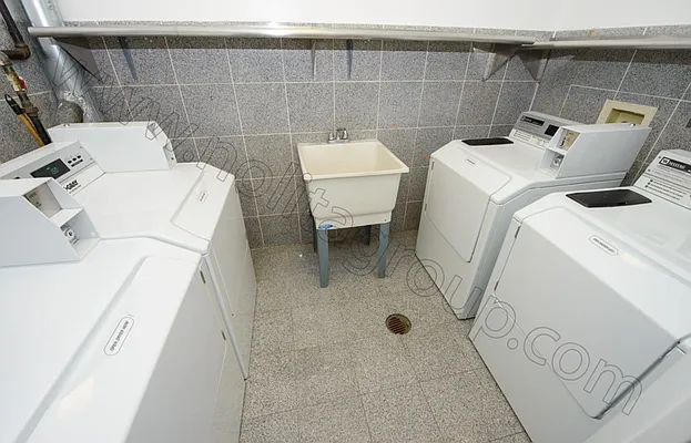 Rented by Nolita Group | media 34