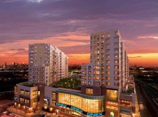 4028 College Point Blvd, Flushing, NY 11354