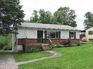 4654 Oakwood Dr, Hillsboro, MO 63050