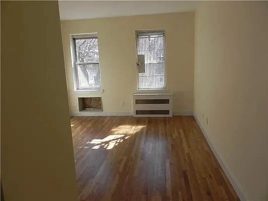 Rented by R New York | media 18