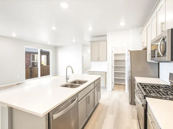 The Vail Plan, Horizon Uptown: The Mountain Collection