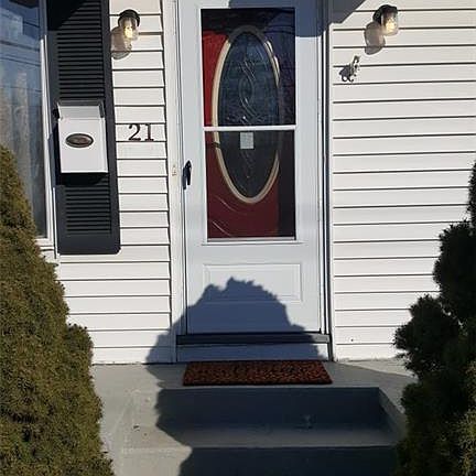 2nd image of 21 Belleview Ave