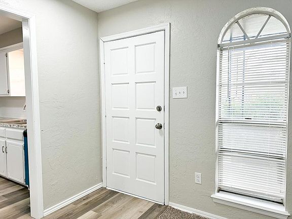 5th image of 5314 NW Rotherwood Dr