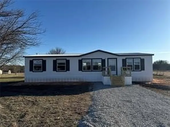 237 Chisholm Hls, Rhome, TX 76078