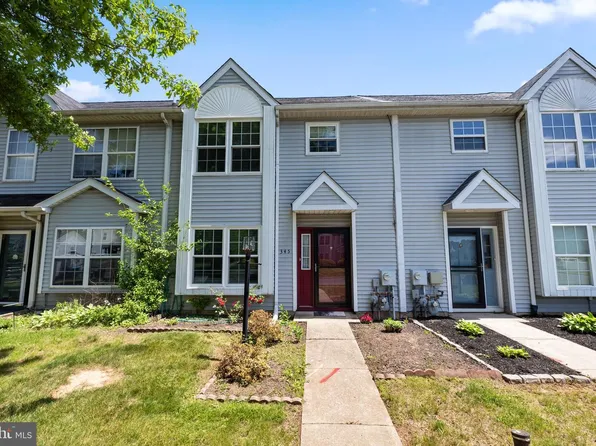 345 Bradford Ln, Lansdale, PA 19446