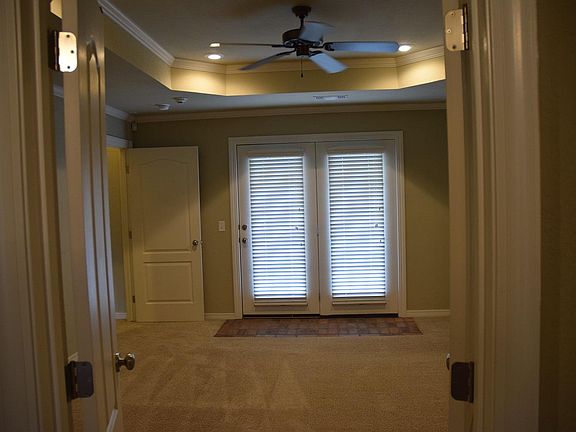 3rd image of 8406 El Paso Dr