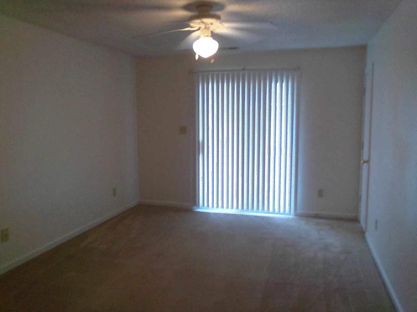25 Mustang Court Apt D - Upstairs Unit — Photo 2