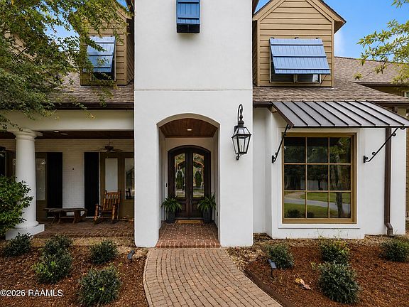 3rd image of 607 River Oak Cir