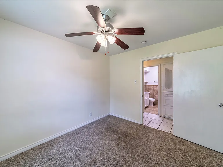 13515 Charcoal Ln — Photo 15