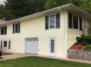 1628 S State Road Hwy #35, Alma, WI 54610