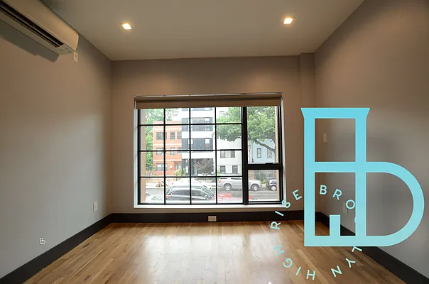 Rented by Miron Realty Group | media 42