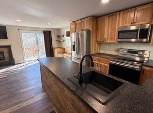 98 Henry Law Ave APT 2, Dover, NH 03820