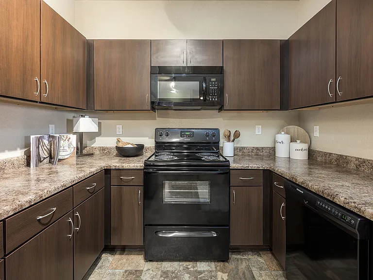Spring Creek Apartments — Photo 23