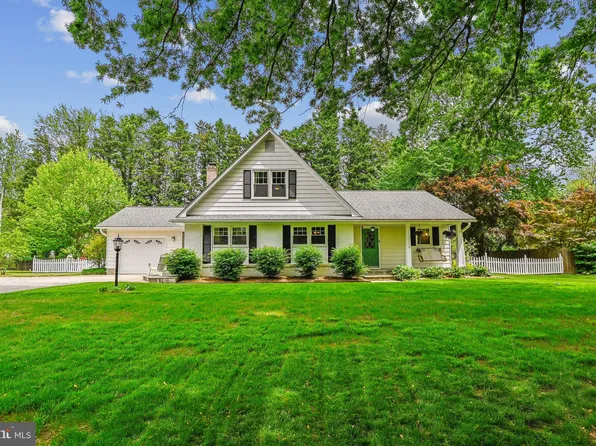 84 Tarragon Ln, Edgewater, MD 21037