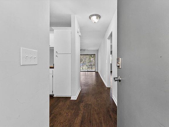 4th image of 2741 Jobee Dr APT 5