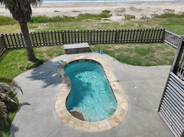 2256 Highway 87, Pt Bolivar, TX 77650