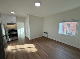 1119 N Coronado St #210, Los Angeles, CA 90026