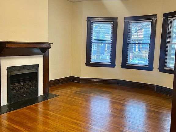 5th image of 74 Saint James Pl