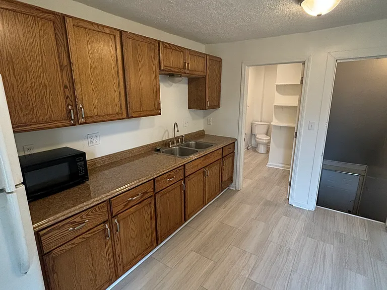 383 Wabash St #2 — Photo 7
