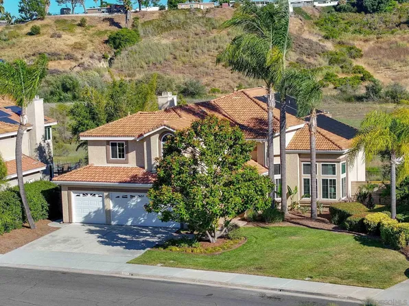 5056 Corte Alacante, Oceanside, CA 92057