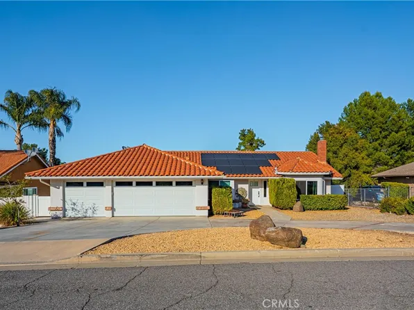 23020 Canyon Lake Dr S, Canyon Lake, CA 92587