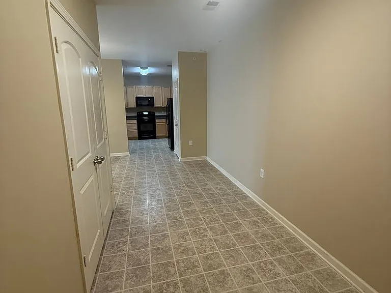 190 Eli Hartley Dr — Photo 5
